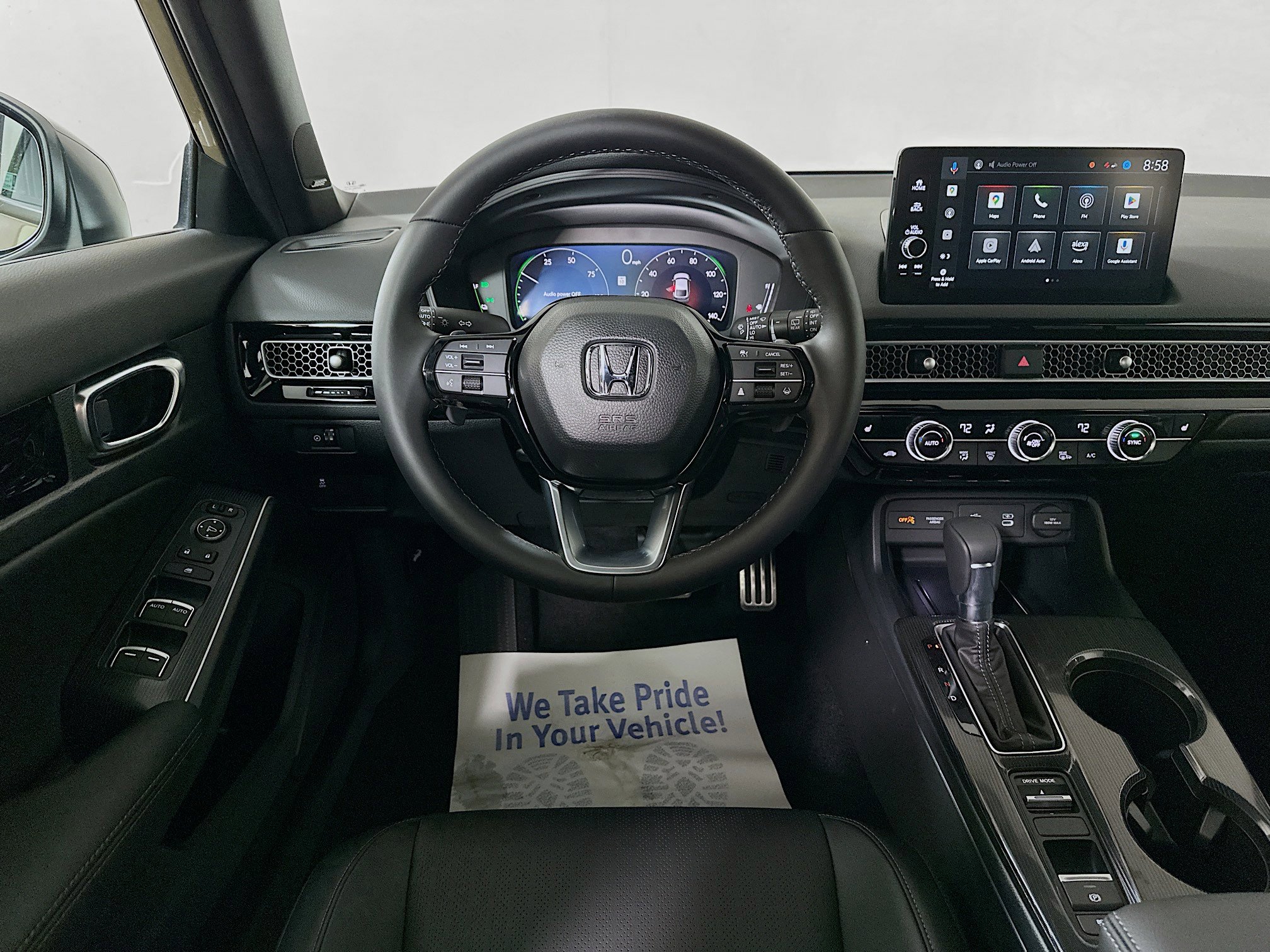2026 Honda Civic Hatchback Touring Hybrid photo 24