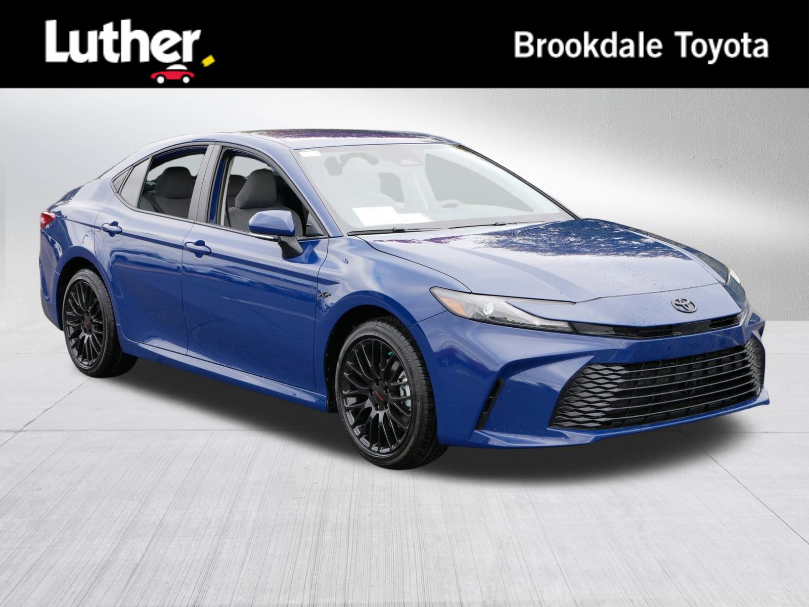 2026 Toyota Camry LE's photo