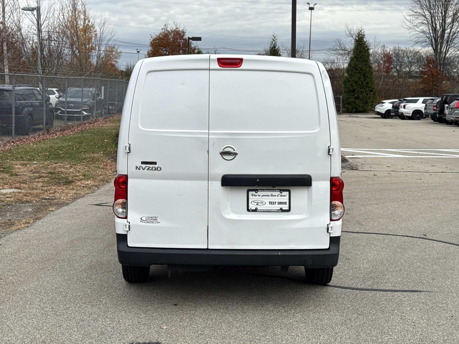 2018 Nissan NV200 S photo 4