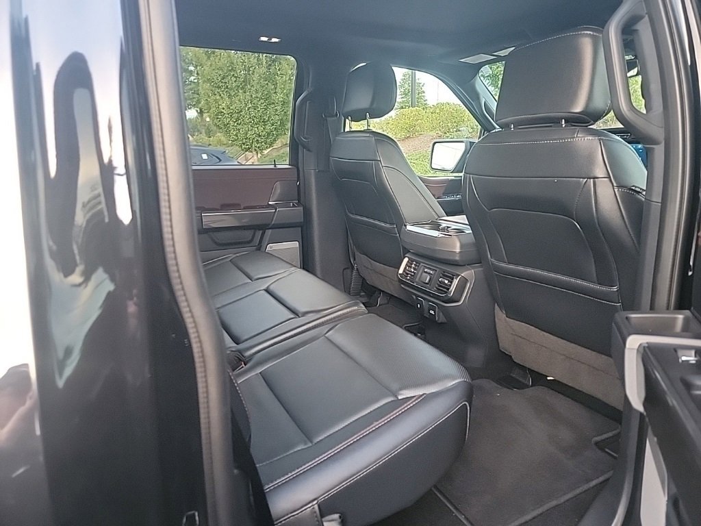 2023 Ford F-150 Lariat photo 5