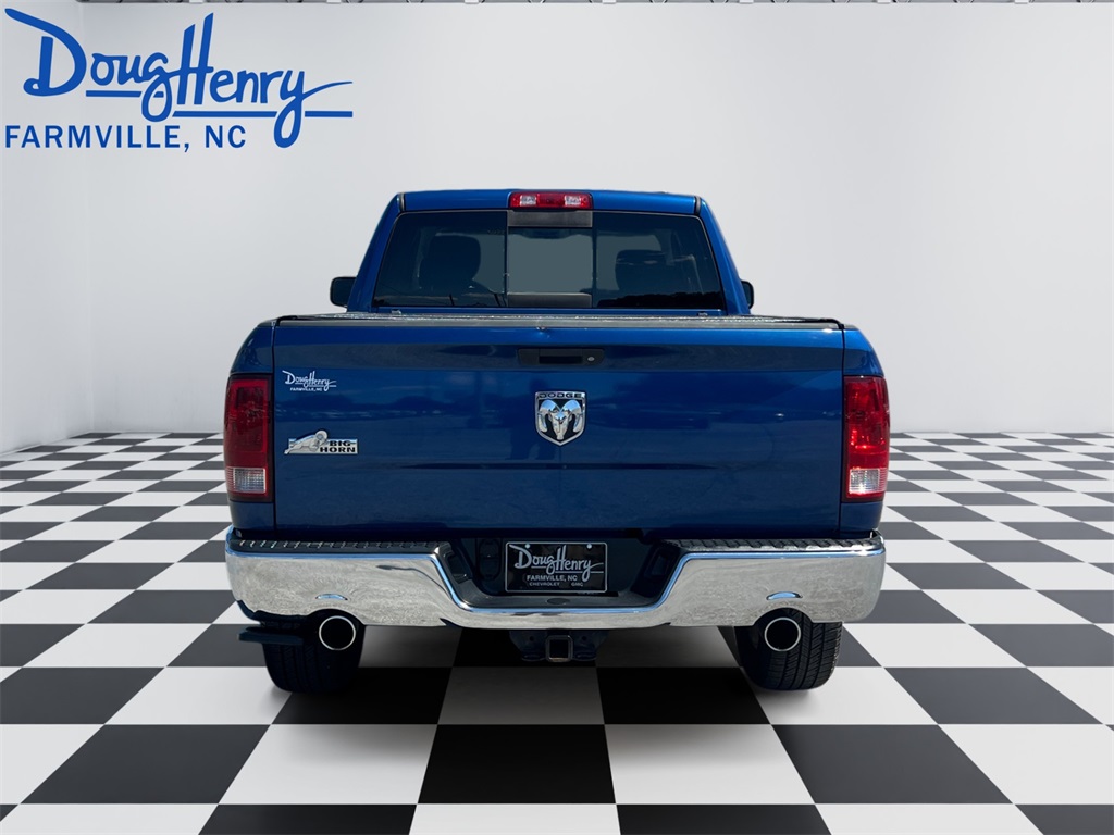 2010 Ram 1500 SLT photo 4