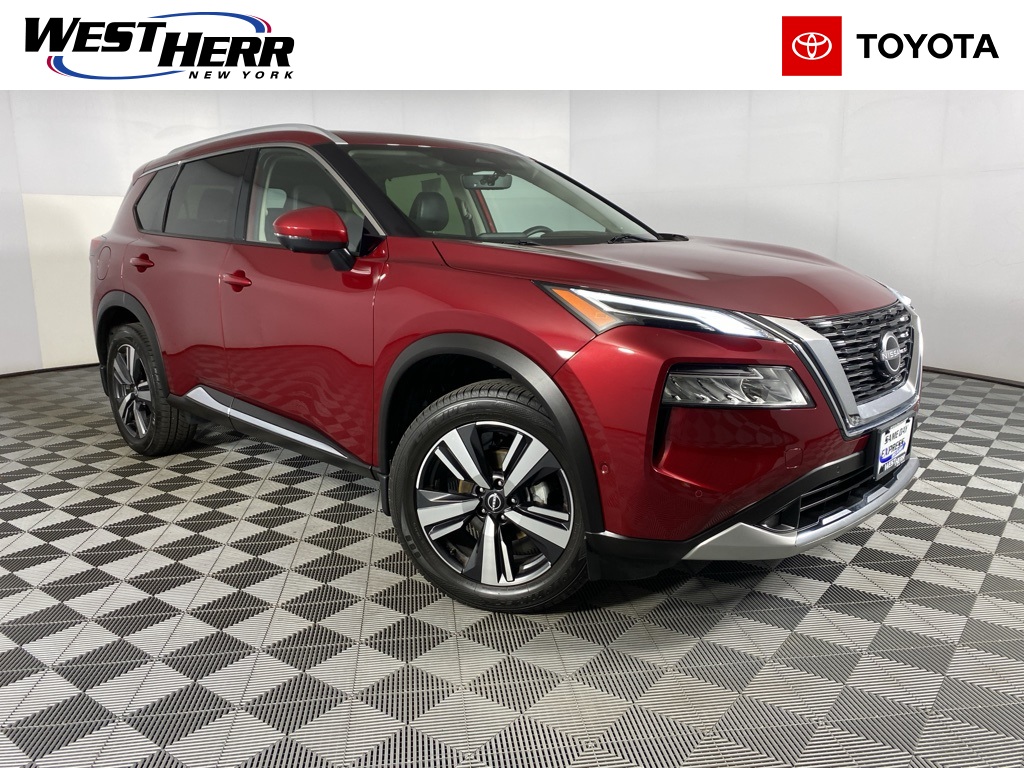 2023 Nissan Rogue Platinum's photo