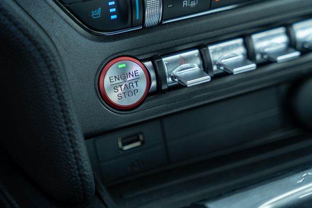 2022 Ford Mustang GT Premium photo 25