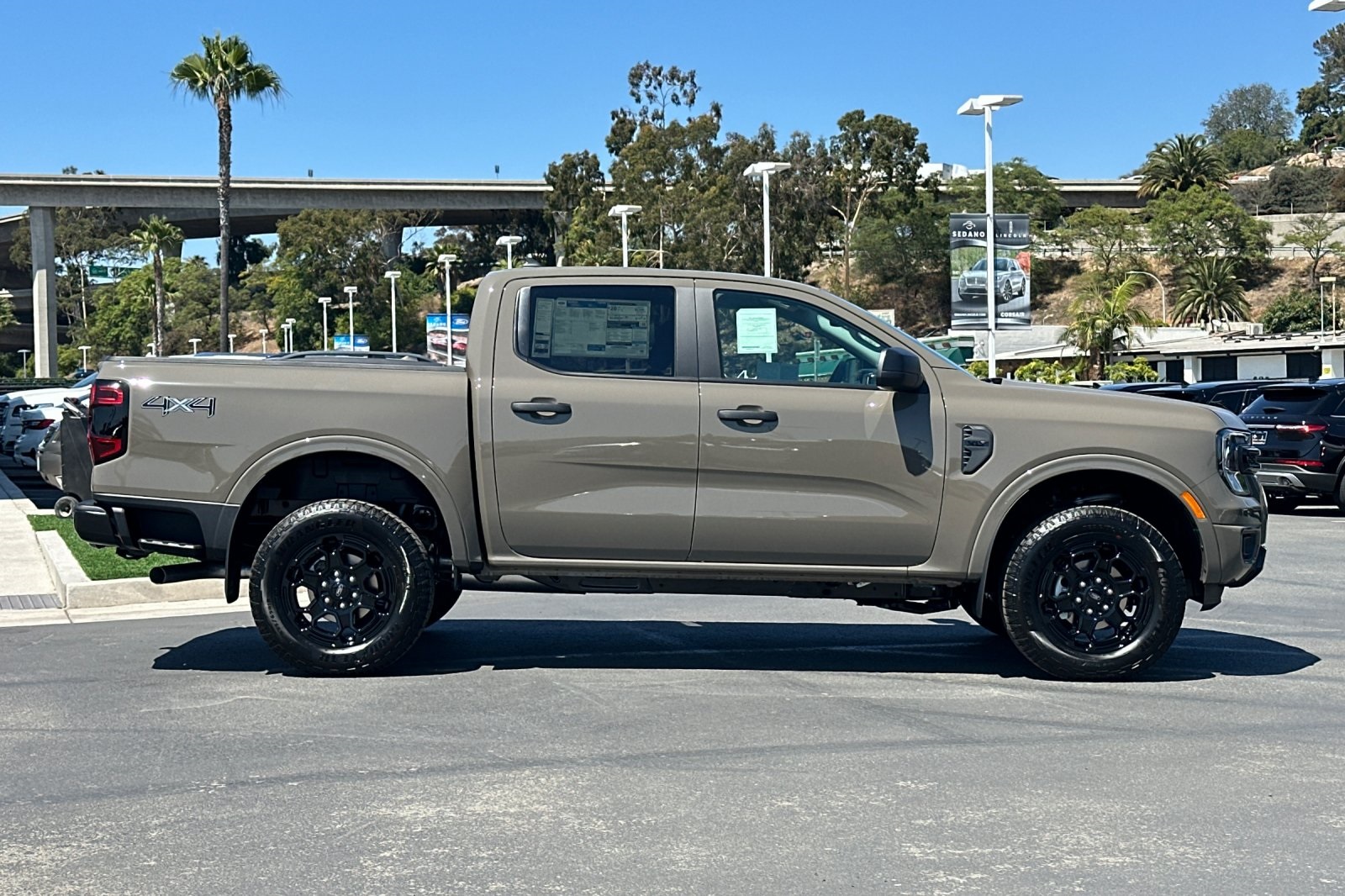 2025 Ford Ranger XLT photo 2