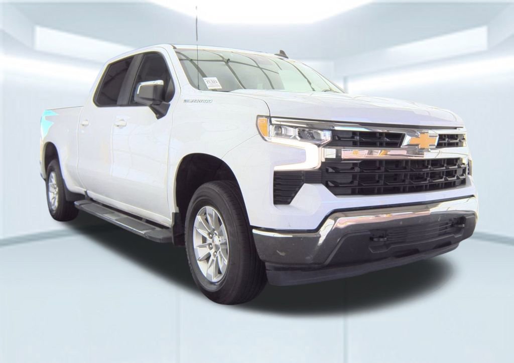 2023 Chevrolet Silverado 1500 LT photo 2