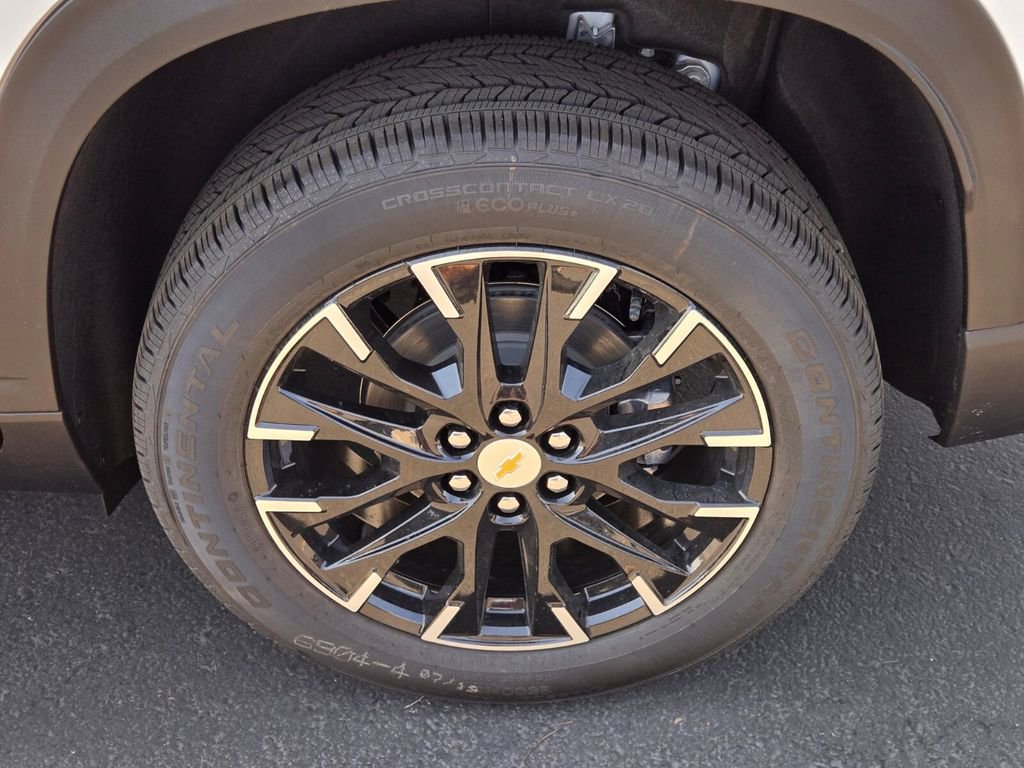 2026 Chevrolet Traverse photo 4