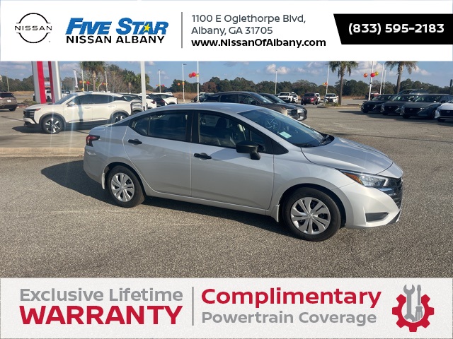 2025 Nissan Versa Sedan S's photo