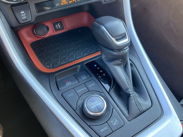 2024 Toyota RAV4 Adventure photo 8