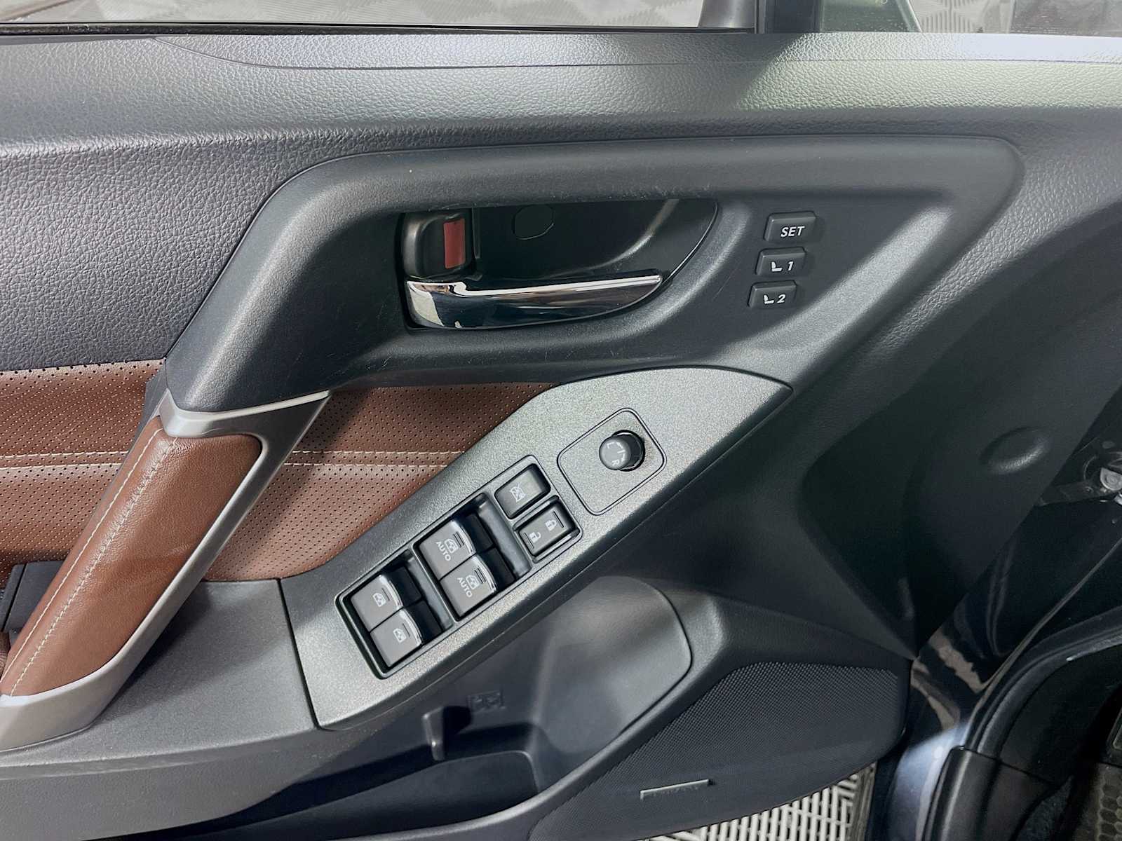 2018 Subaru Forester Touring photo 14