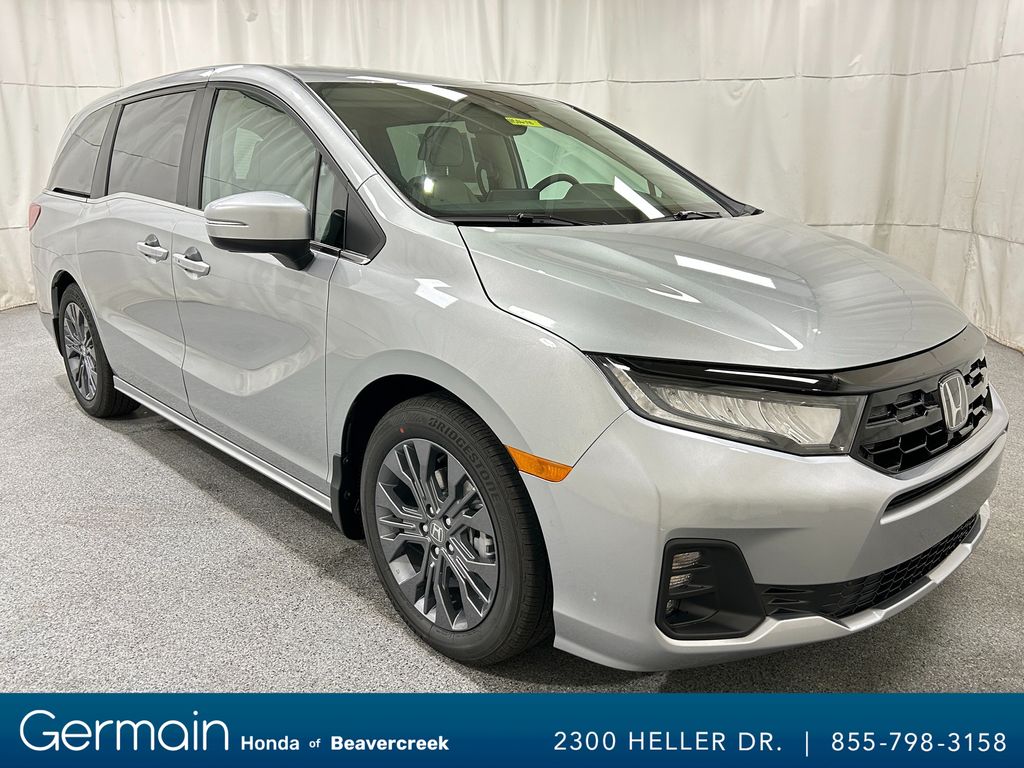 2026 Honda Odyssey Touring's photo