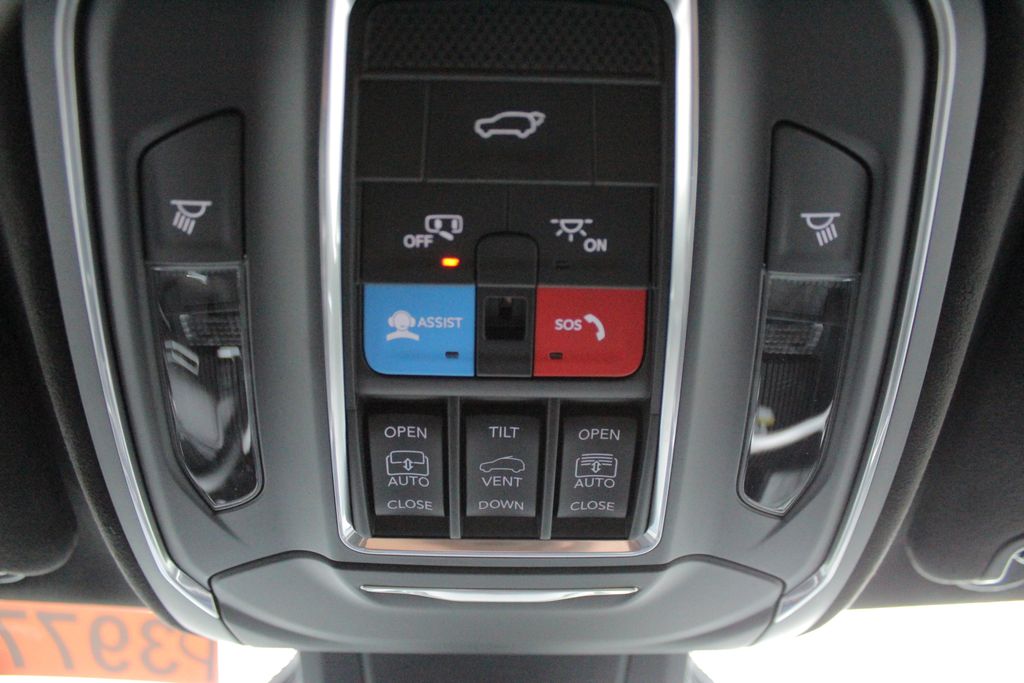 2025 Jeep Wagoneer S Launch Edition photo 20