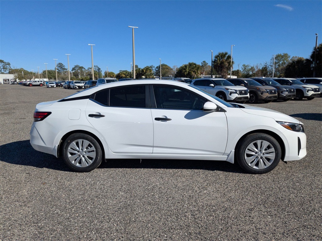 2025 Nissan Sentra S photo 3