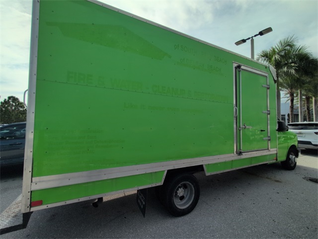 2015 Chevrolet Express 3500 Work Van photo 6