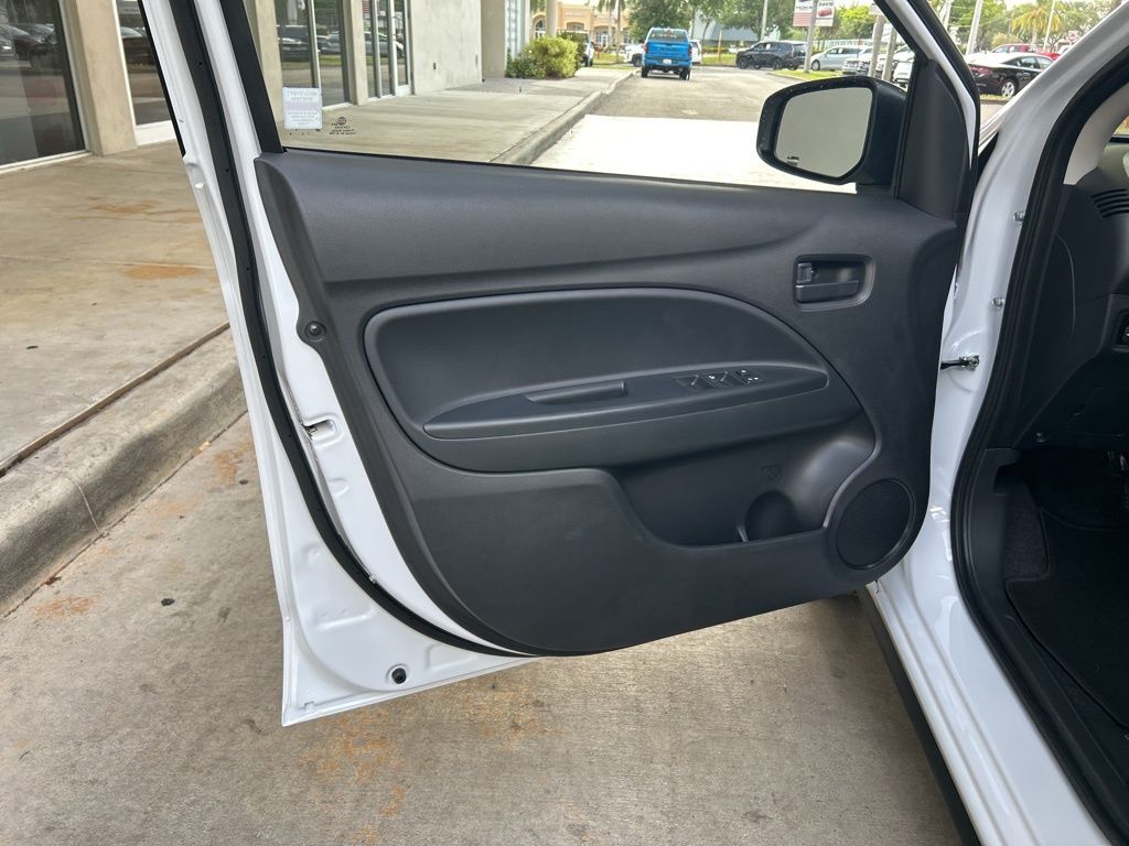2024 Mitsubishi Mirage ES photo 27