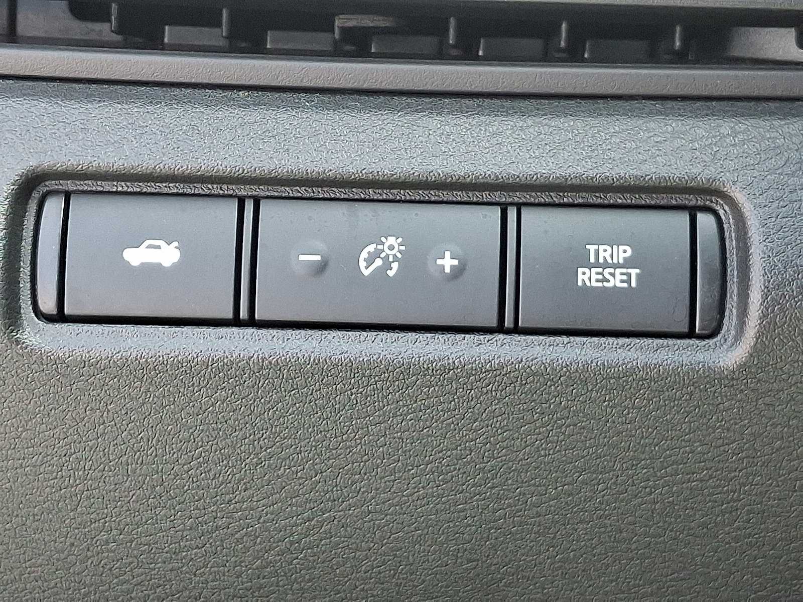 2023 Nissan Altima 2.5 SR photo 23