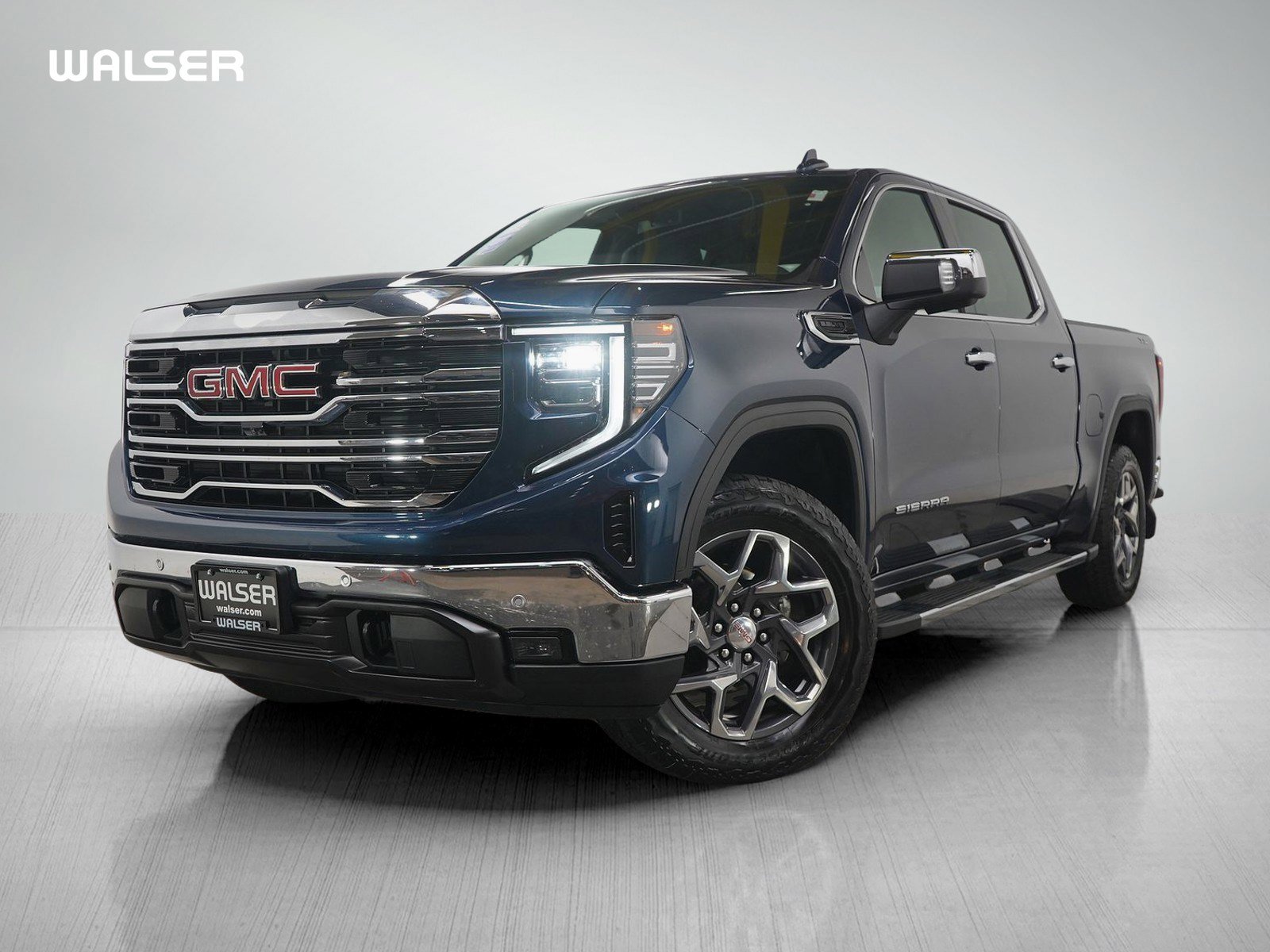 2022 GMC Sierra 1500 SLT's photo