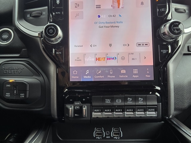 2025 Ram 2500 Big Horn photo 15
