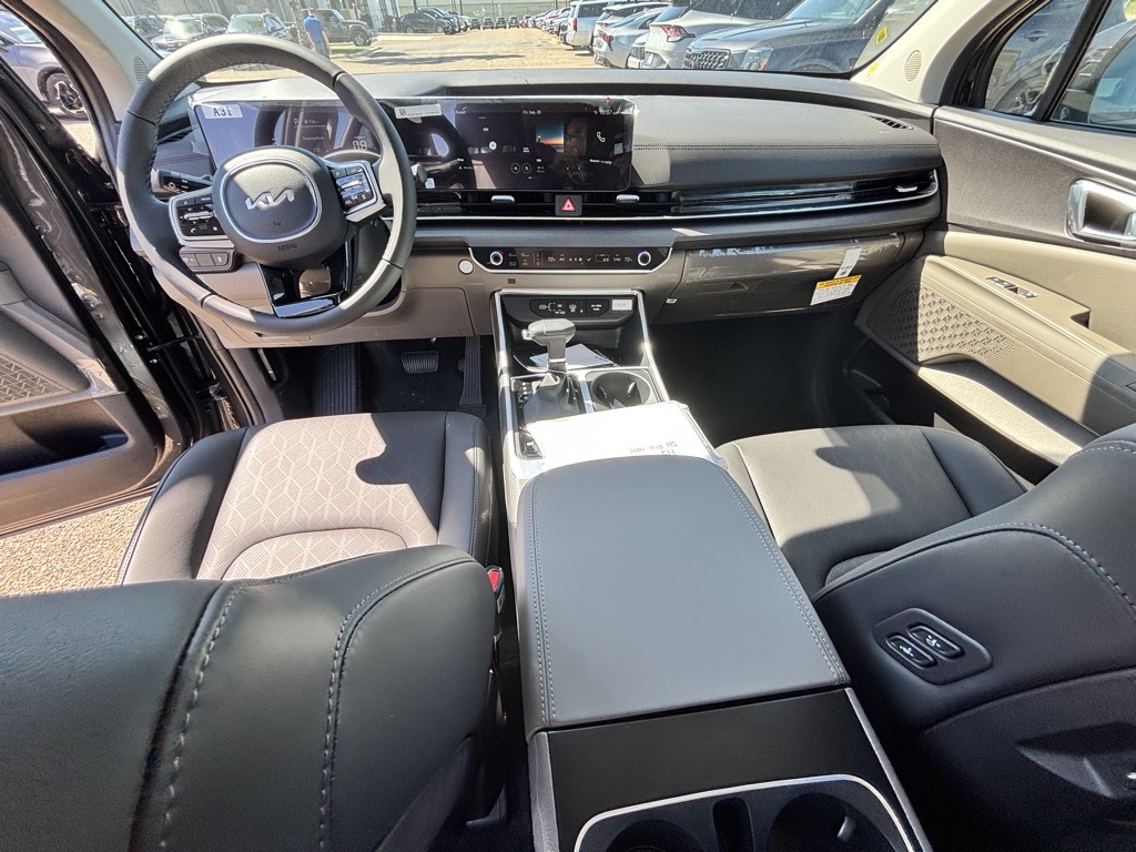 2026 Kia Carnival EX photo 10