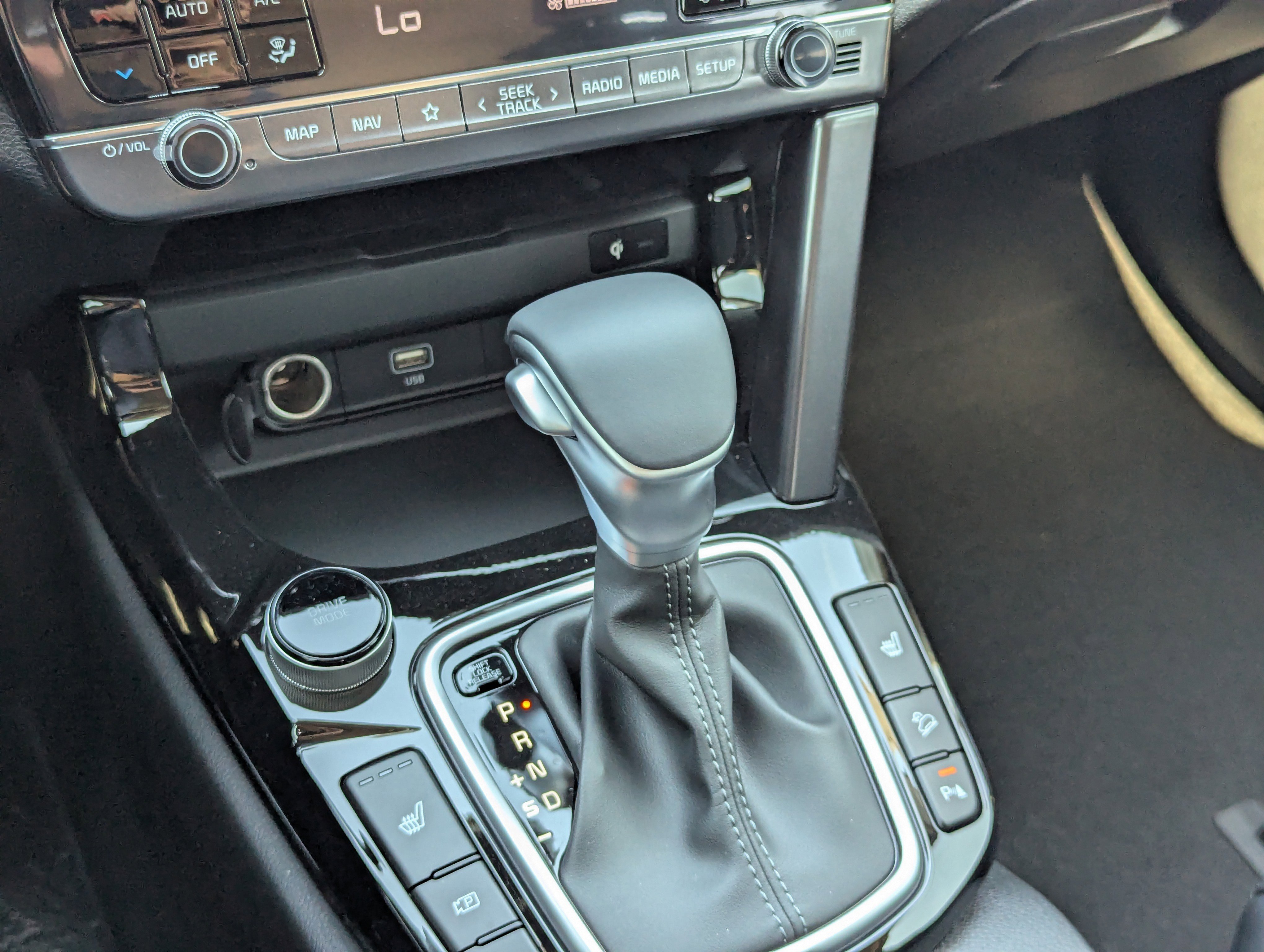 2026 Kia Seltos EX photo 3