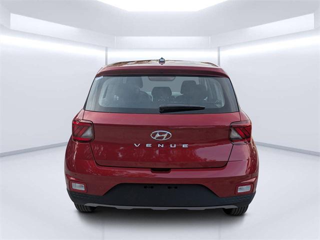 2026 Hyundai Venue SE photo 4