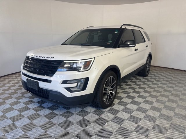 2017 Ford Explorer Sport photo 2