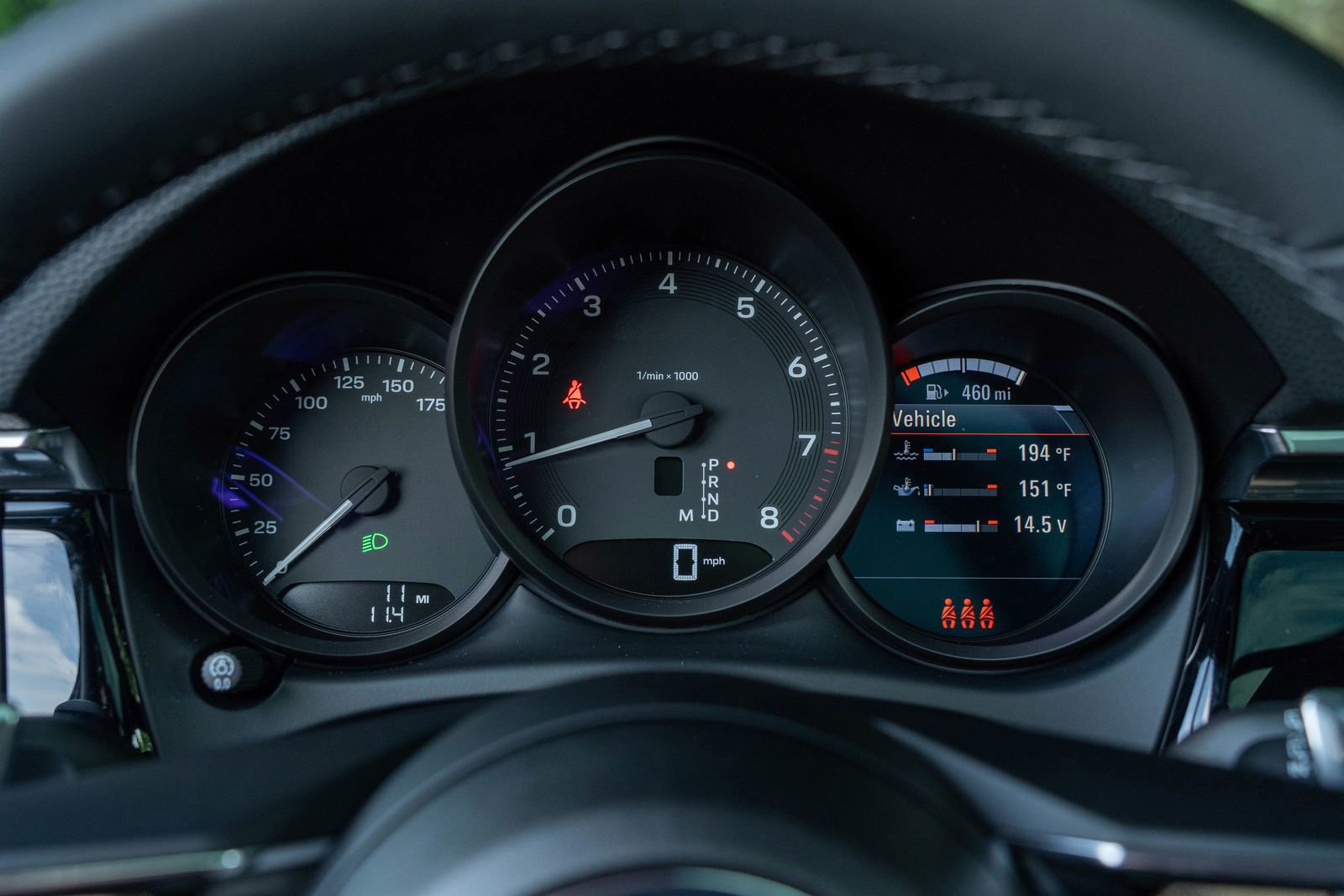 2025 Porsche Macan Base photo 25