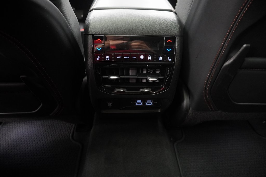 2022 Jeep Grand Cherokee Summit Reserve photo 21