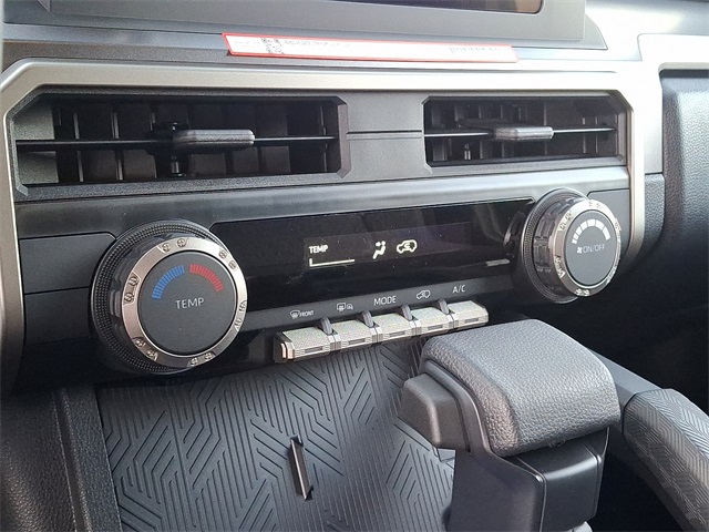 2025 Toyota 4Runner SR5 4WD photo 10