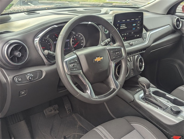 2023 Chevrolet Blazer 2LT photo 2