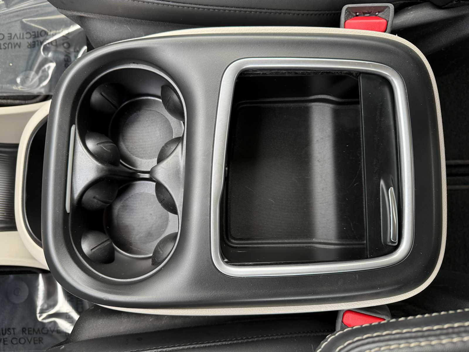 2024 Chrysler Pacifica Touring L photo 29