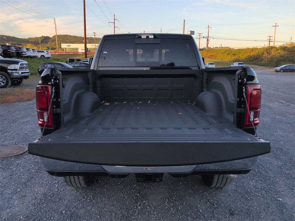 2026 Ram 2500 Laramie photo 4