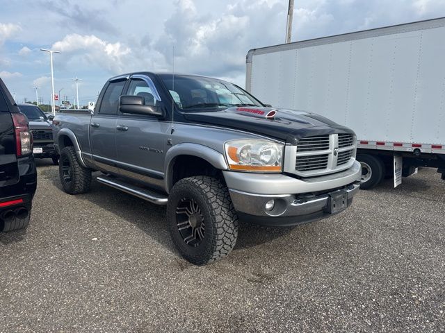2006 Dodge Ram SLT photo 3