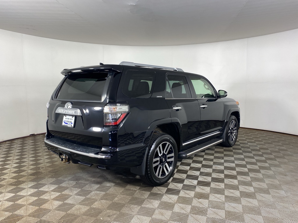 2018 Toyota 4Runner Limited photo 3