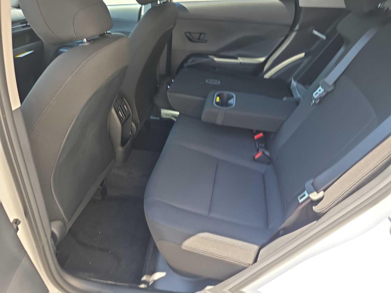2025 Hyundai Kona SEL photo 19