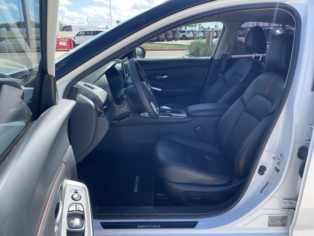 2024 Nissan Sentra SR photo 12