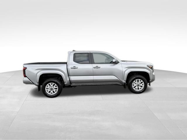 2025 Toyota Tacoma SR5 4x4 Double Cab photo 7