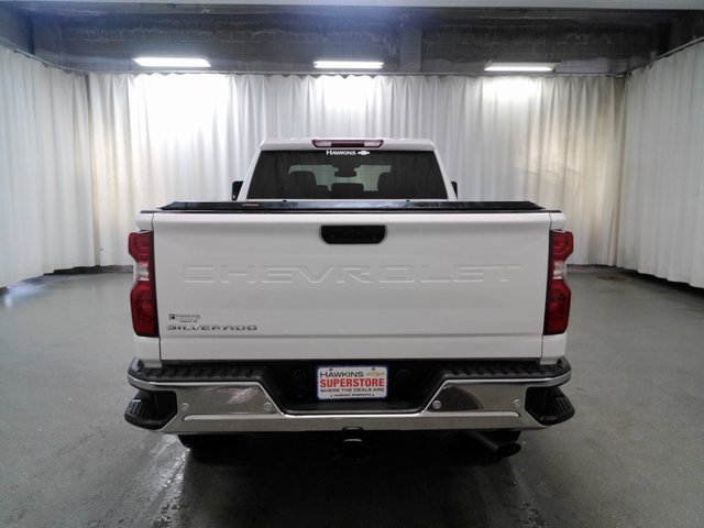 2024 Chevrolet Silverado 3500HD photo 5