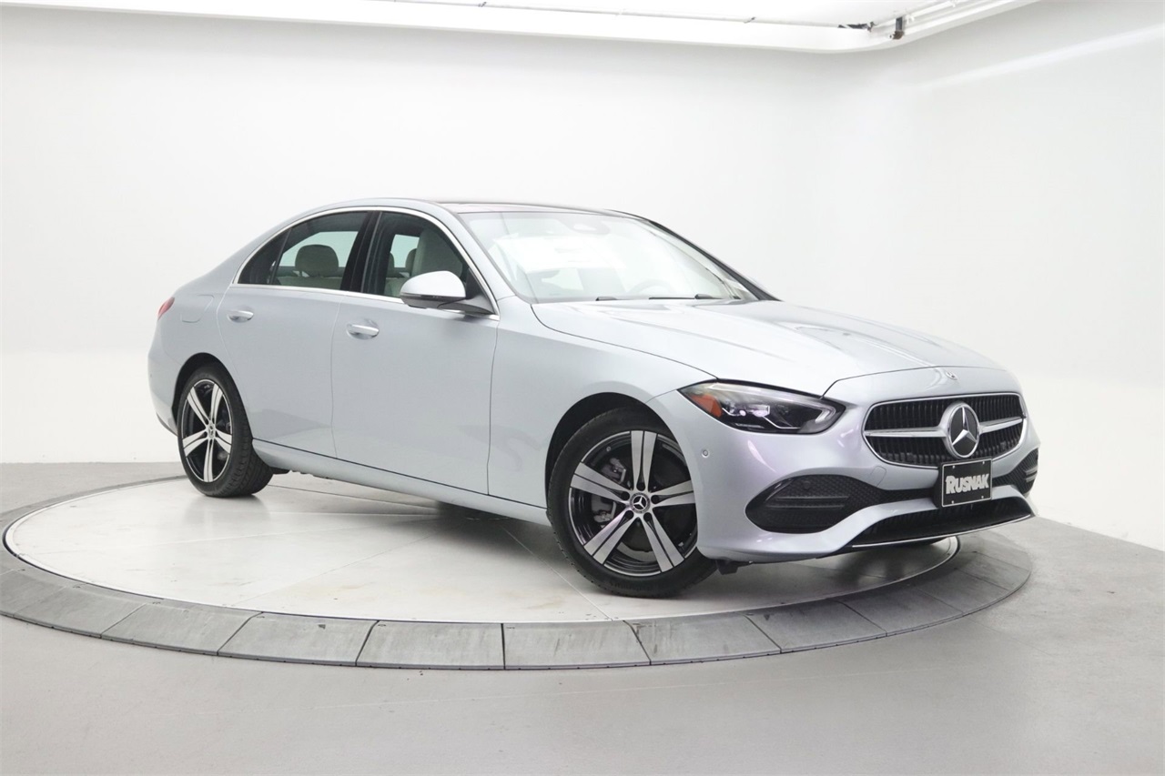 2025 Mercedes-Benz C-Class Sedan C 300's photo