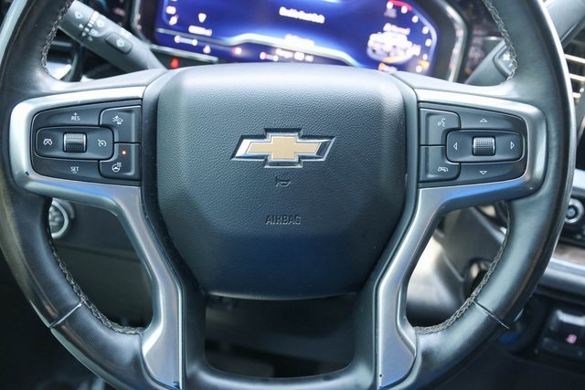 Used 2024 White Chevrolet LT image 27