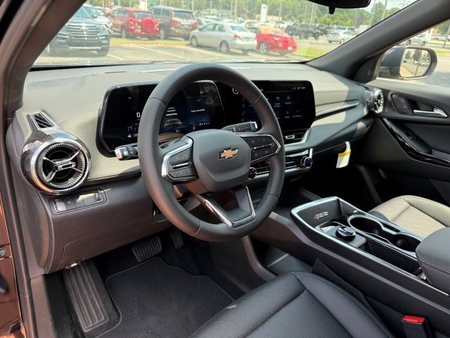 2026 Chevrolet Equinox LT photo 9
