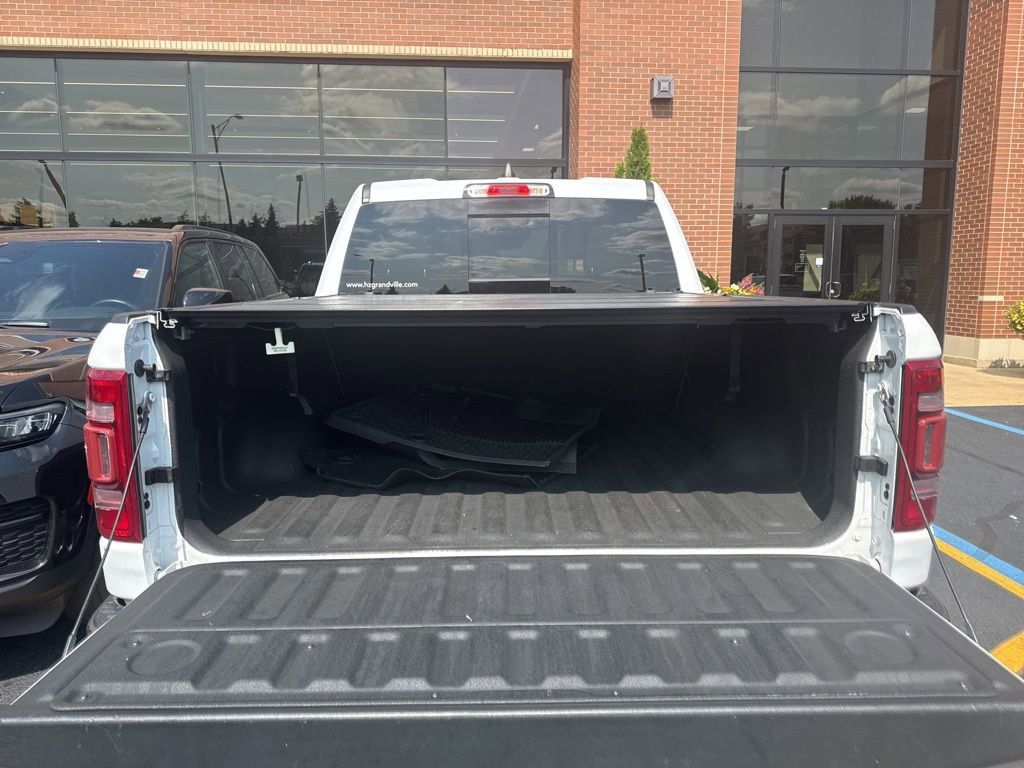 2020 Ram 1500 Laramie Longhorn photo 11