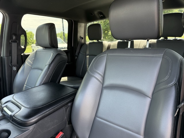 2023 Ram 3500 Tradesman photo 16