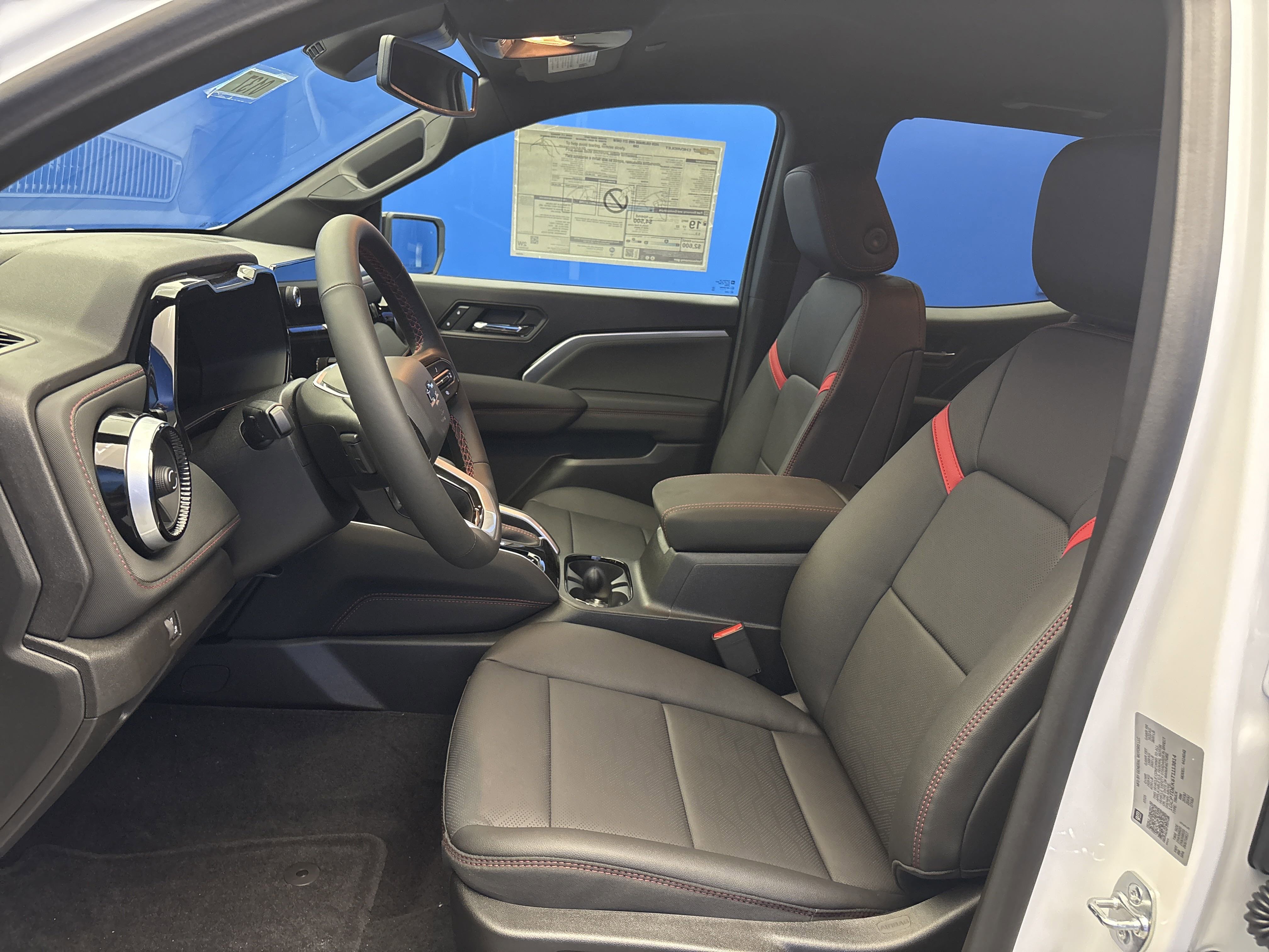 2026 Chevrolet Colorado Z71 photo 12