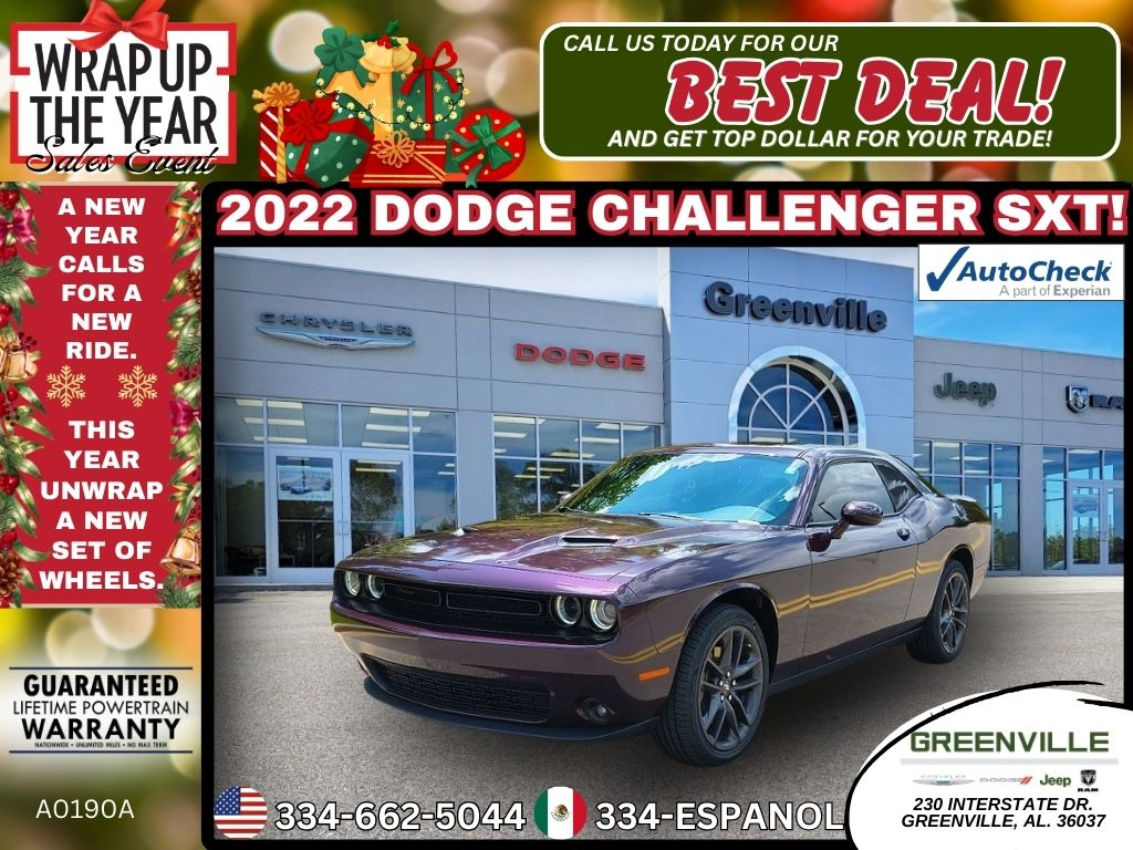 2022 Dodge Challenger SXT's photo