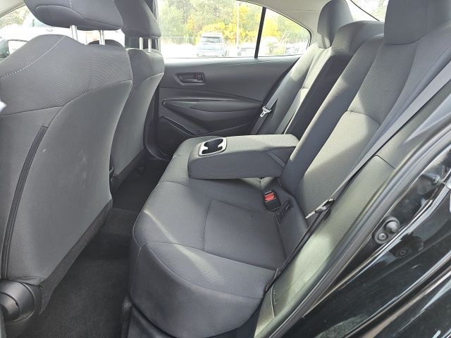 2022 Toyota Corolla LE photo 4