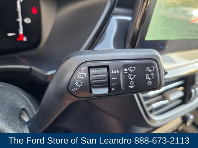 2025 Ford Escape Hybrid ST-Line photo 22