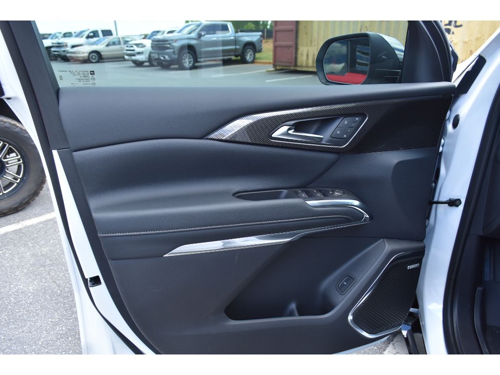 2025 Chevrolet Traverse High Country photo 18