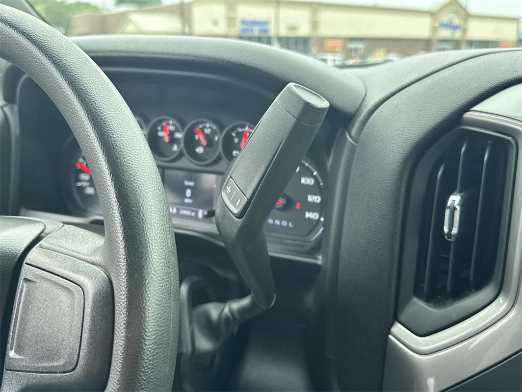 2024 Chevrolet Silverado 1500 Custom photo 24