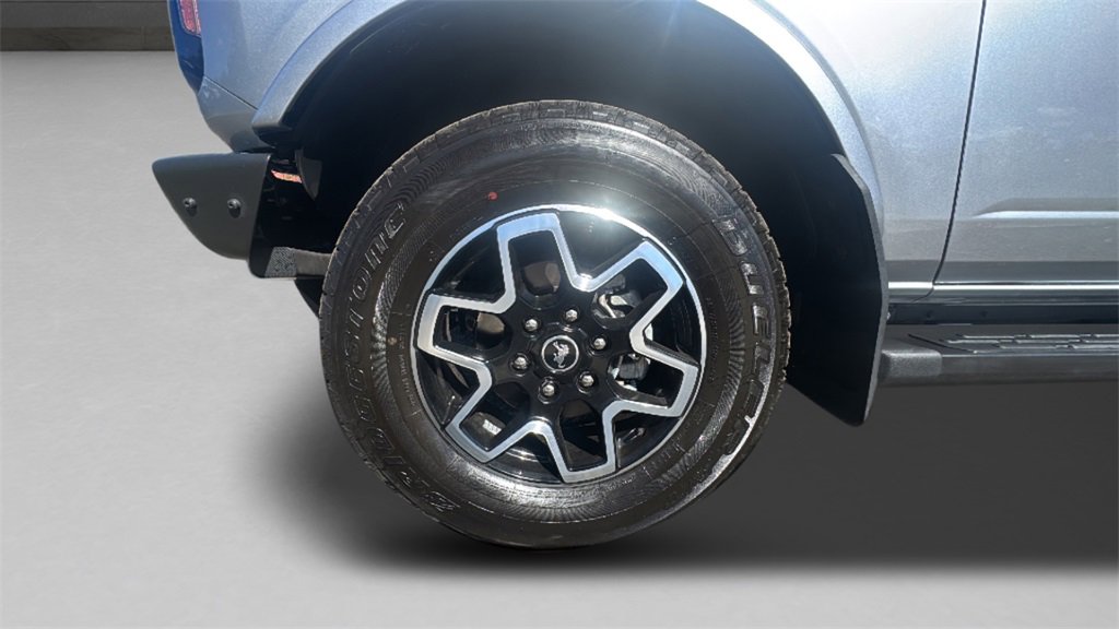 2022 Ford Bronco Outer Banks photo 20