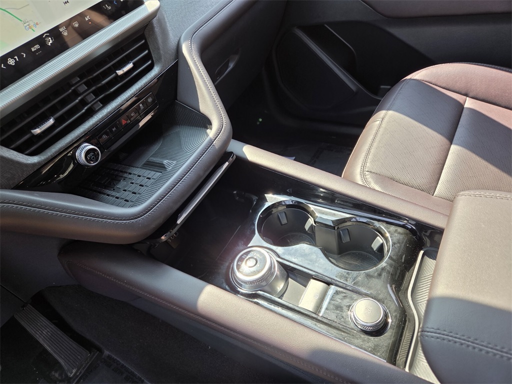 2025 Ford Explorer Platinum photo 25